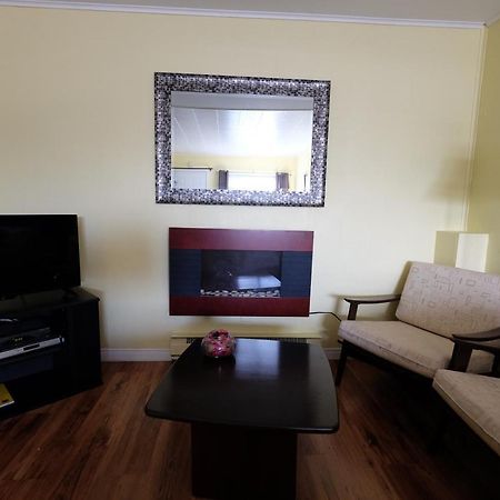 Motel Canadien Trois-Rivieres Ngoại thất bức ảnh
