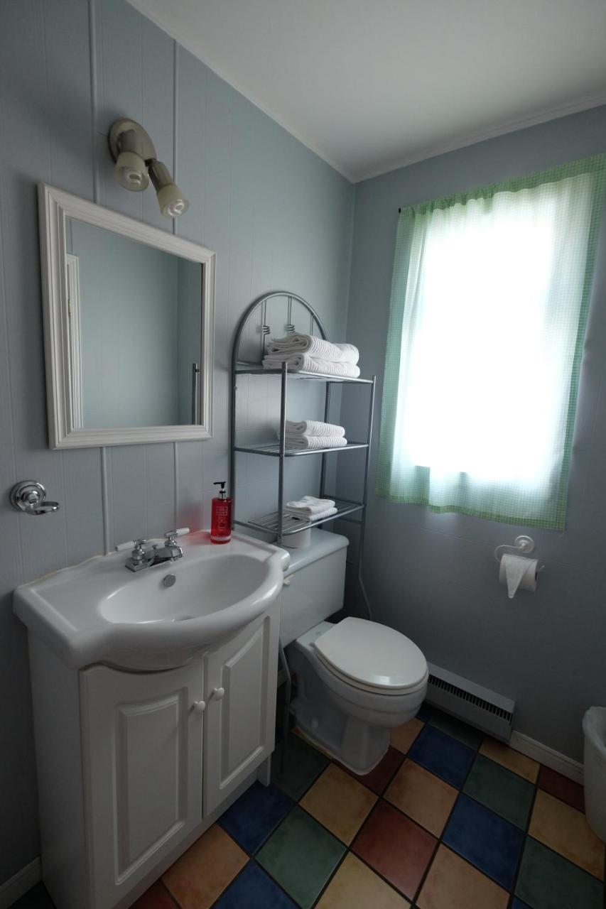 Motel Canadien Trois-Rivieres Ngoại thất bức ảnh