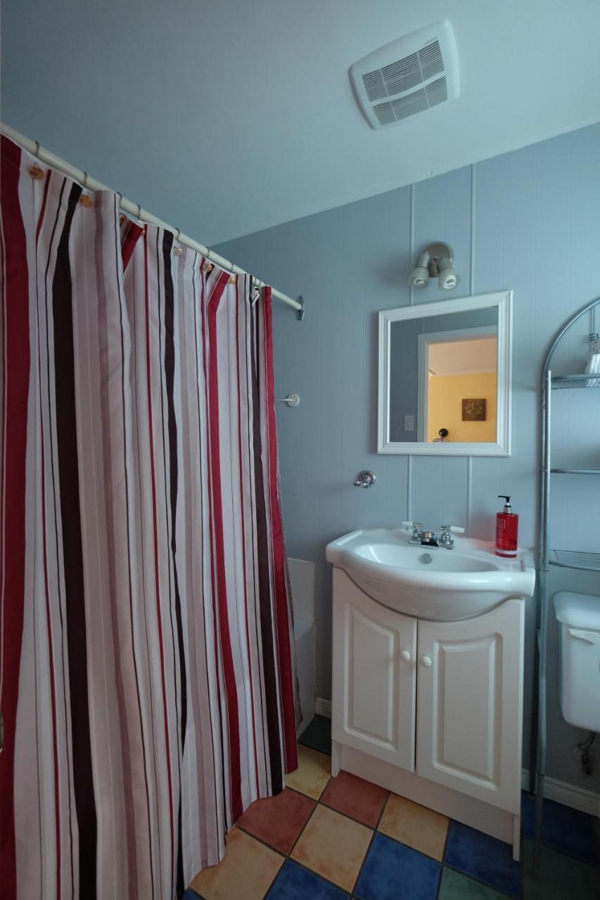 Motel Canadien Trois-Rivieres Ngoại thất bức ảnh